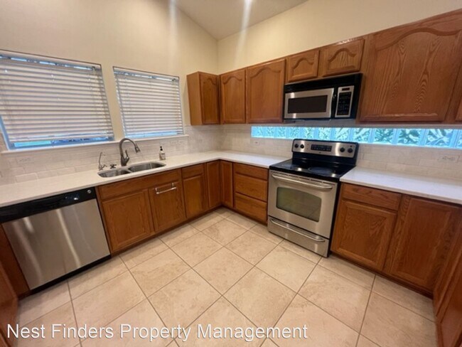 Foto del edificio - 3 br, 2 bath House - 180 N Churchill Dr