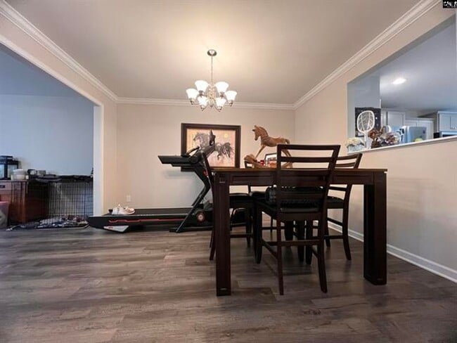 Building Photo - Beautiful Elgin Home with 4 Bedrooms, Smar...
