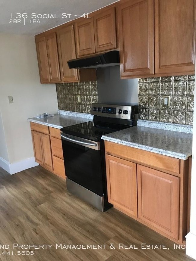 Building Photo - 2 bedroom in Woonsocket RI 02895