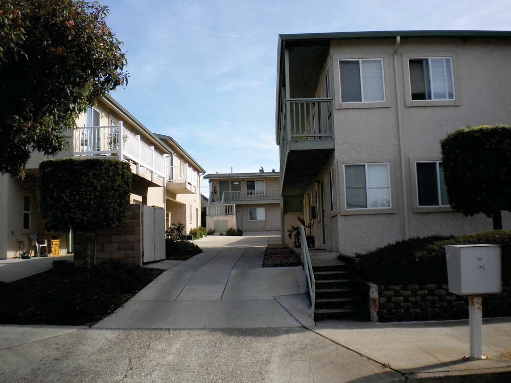 Building Photo - 690-698 Monterey Ave