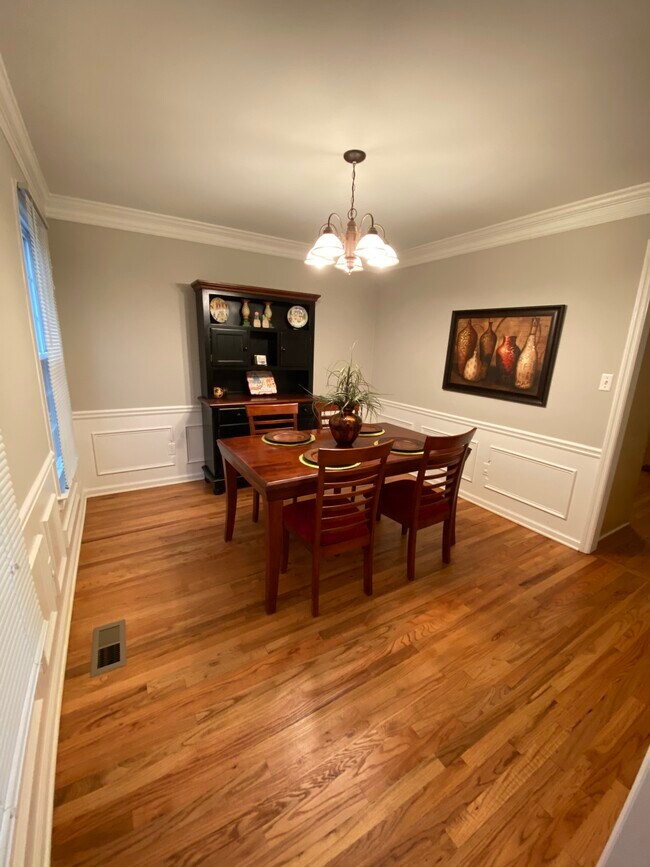 Foto del edificio - 3209 Ivory Trail