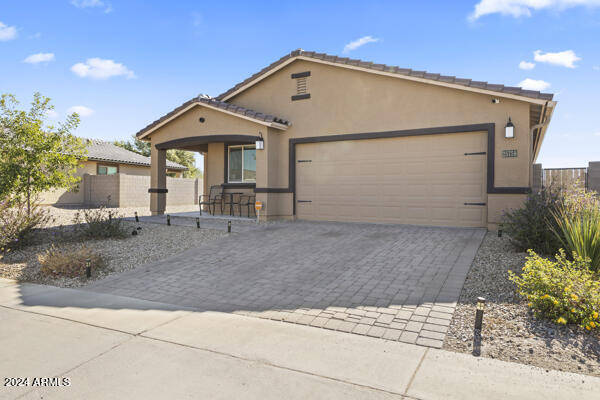 Foto principal - 25759 W Samantha Way