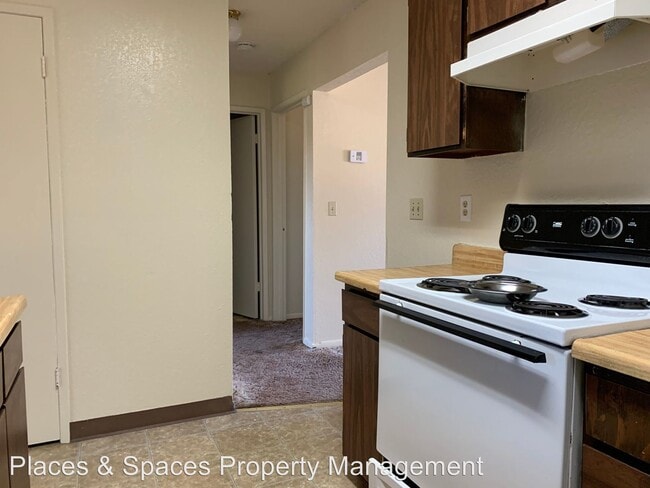 Building Photo - 1087 Le Brun Ln