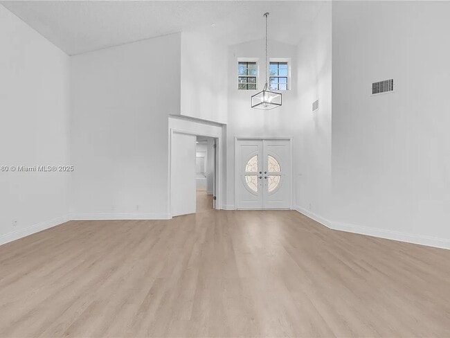 Building Photo - 1525 Seabay Rd