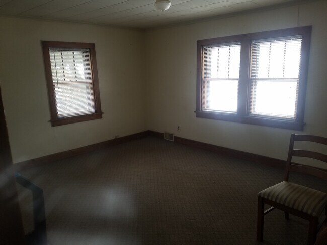 living room - 453 Gold St
