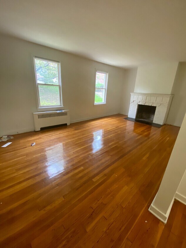 Foto principal - 150 Beacon Hill Dr