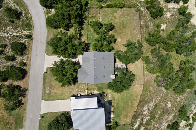 Building Photo - 17625 Panorama Dr, Dripping Springs, Texas...