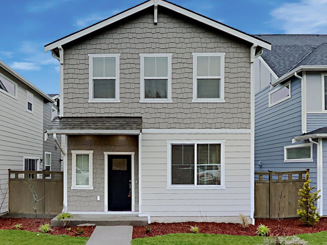 33122 Cypress Avenue SE House for Rent in Black Diamond, WA