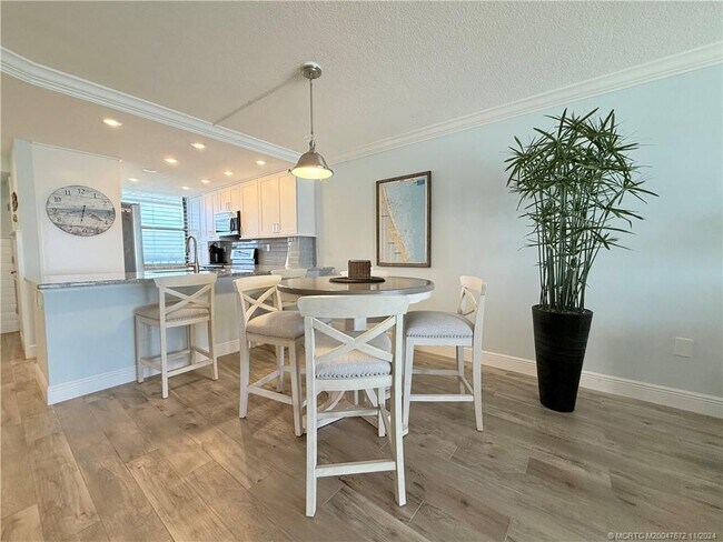 Foto del edificio - 10600 S Ocean Dr