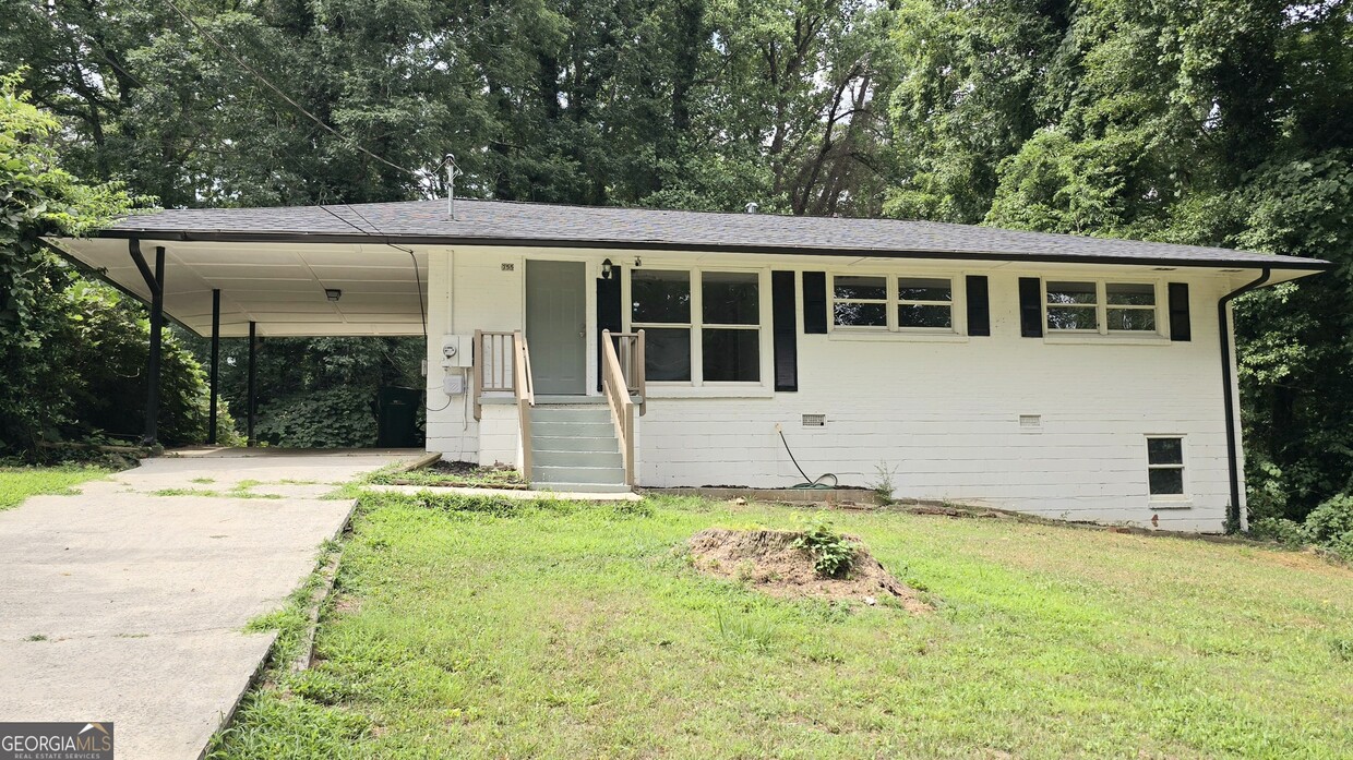 Primary Photo - 755 Fallview Dr