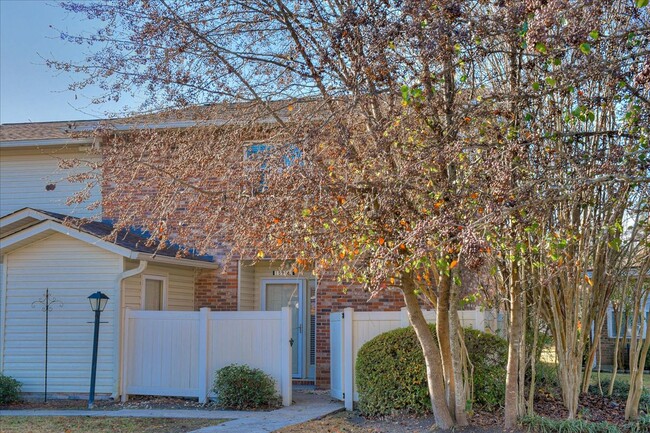 Foto del edificio - 1596 Goshen Rd