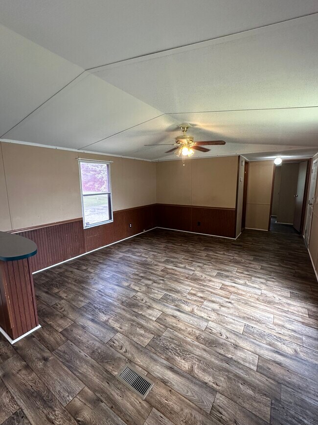 Foto del edificio - 118 Wild Forest Ln