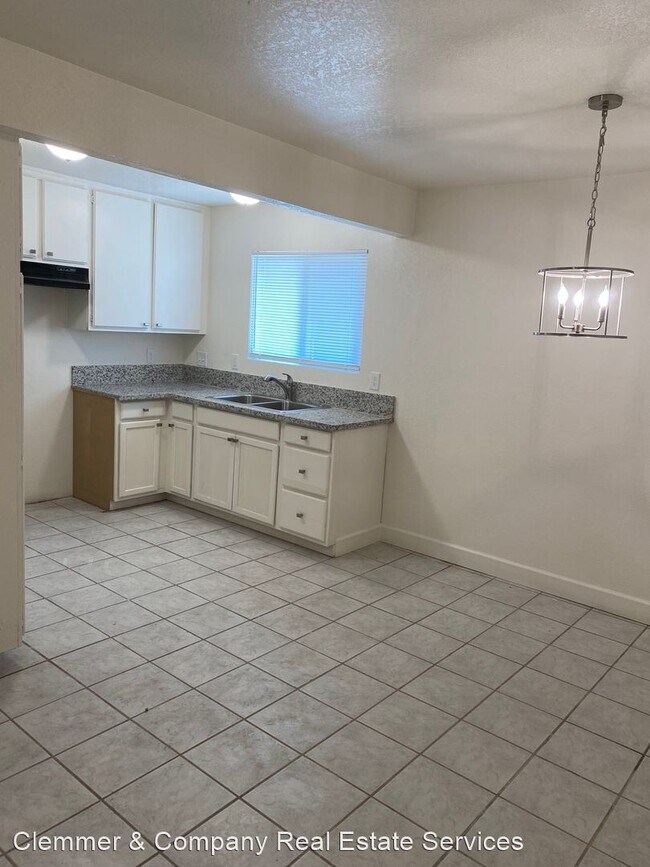 Foto del edificio - 3 br, 1.5 bath House - 5900 Almendra Ave #C