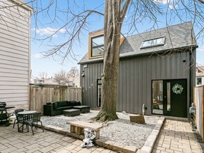 Building Photo - 52 Mcmurray Av