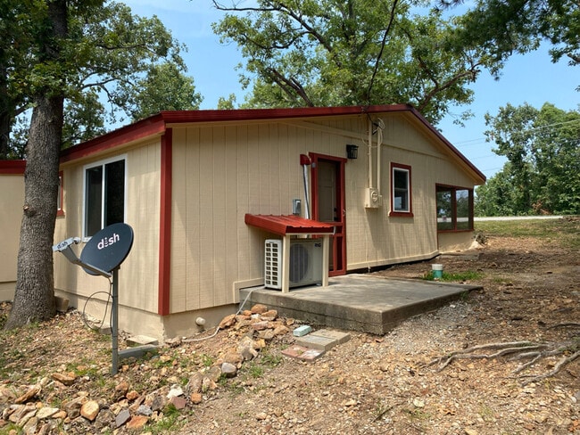 Building Photo - 12132 MO-7