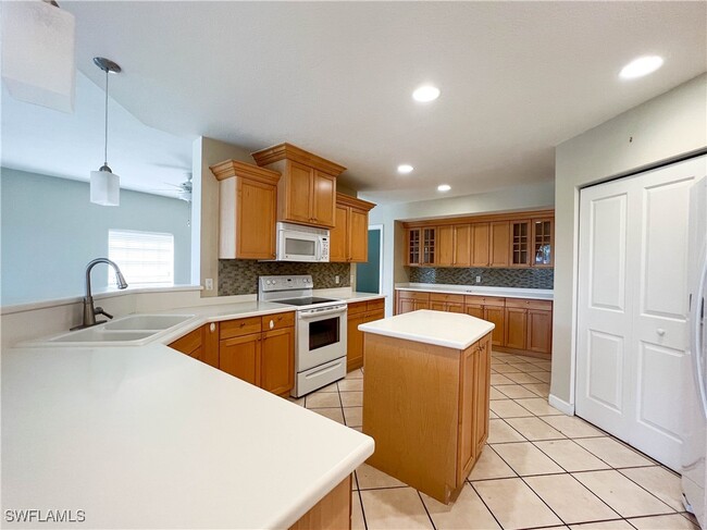 Building Photo - 8509 Via Garibaldi Cir