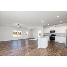Building Photo - 563 Meadows Farm Dr