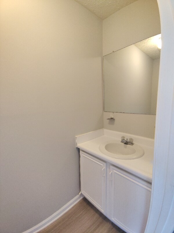 Building Photo - 22 Fonda Dr