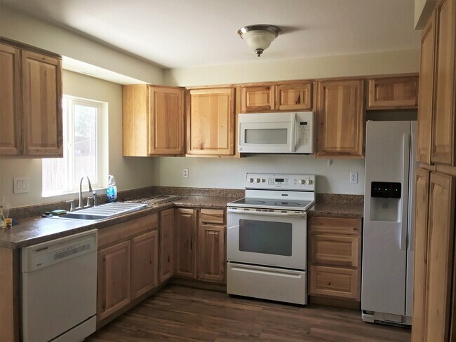 Foto del edificio - Turn Key Home