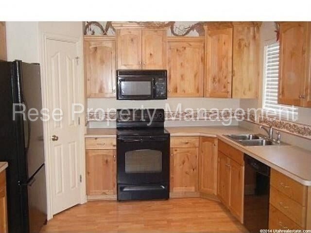 Building Photo - Nice 4 Bedroom Home in Tremonton