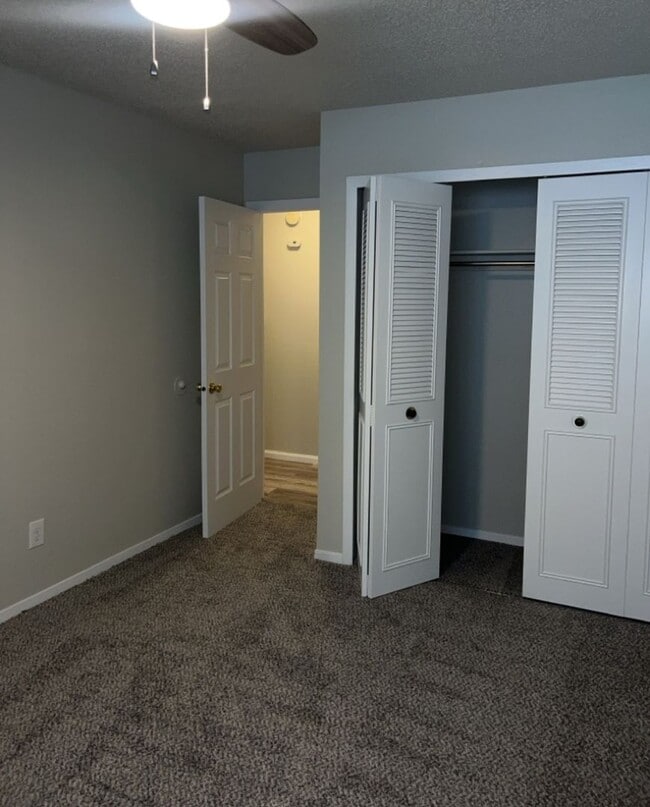 Building Photo - 995 Holli Springs Ln