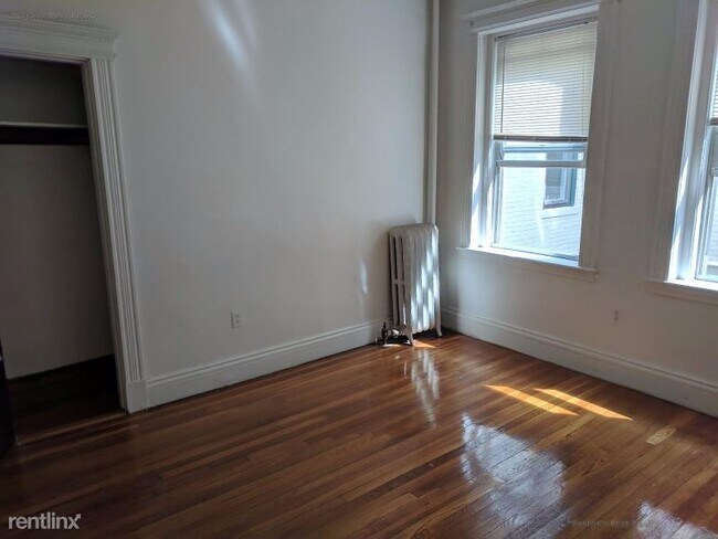 Building Photo - 1316 Commonwealth Avenue