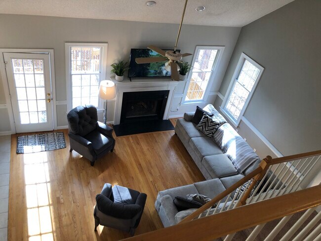 Foto del edificio - 5264 Fairmead Cir