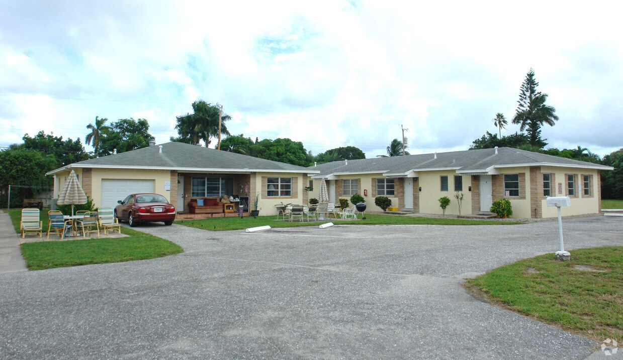 Foto del edificio - 710 Federal Hwy