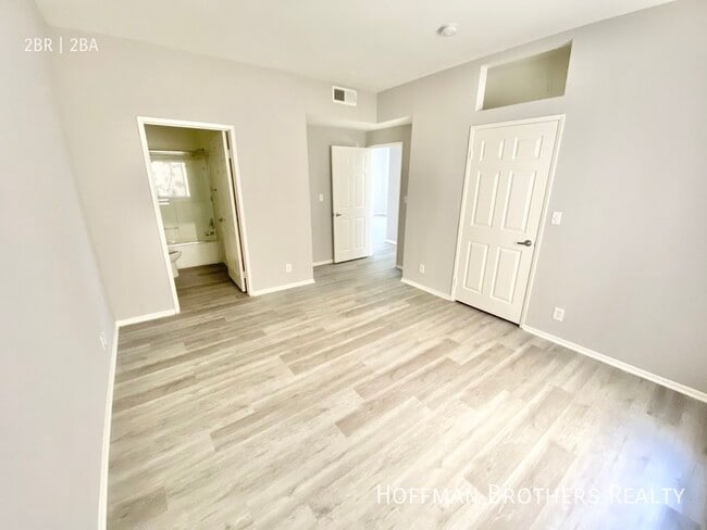 Building Photo - 3619 Cardiff Ave