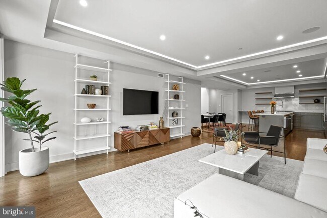 Building Photo - 1201 Kenyon St NW