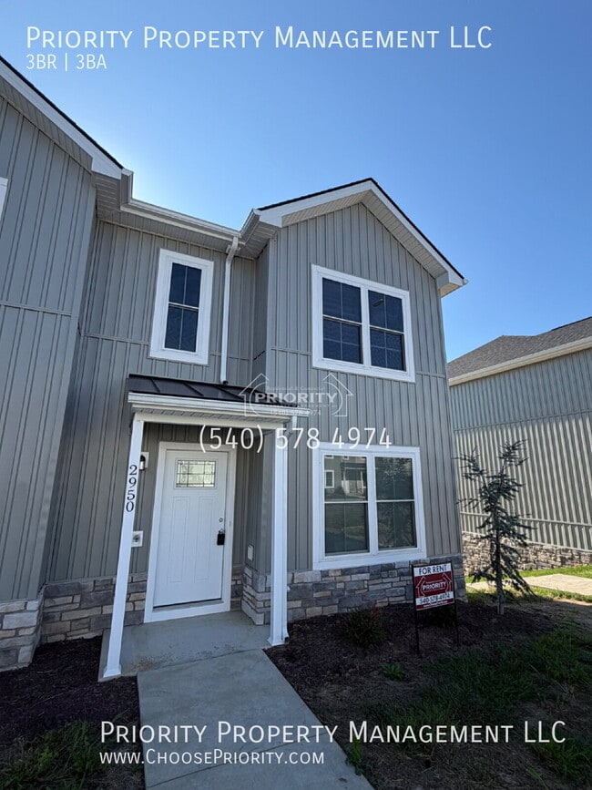 Building Photo - 2950 Locust Grv Ct