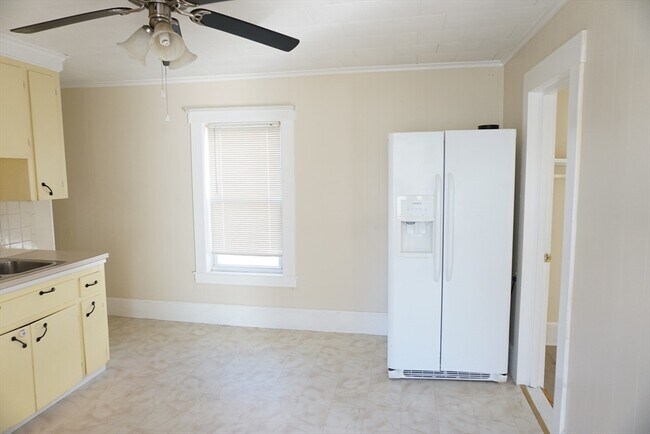 Foto del edificio - 76 4th Ave