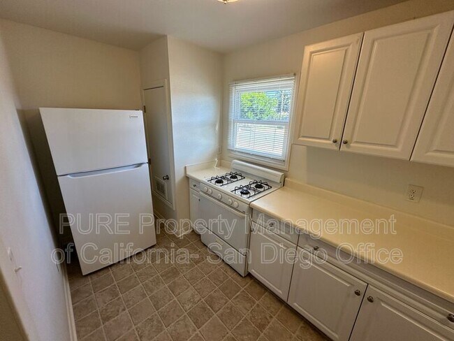 Foto del edificio - 405 N Juniper St