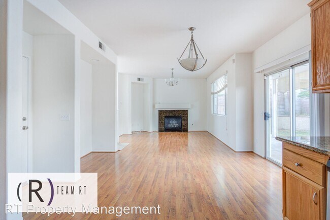 Foto del edificio - 3 br, 2.5 bath House - 15548 Lanyard Ln