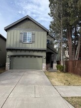 Building Photo - 19572 Salmonberry Ct