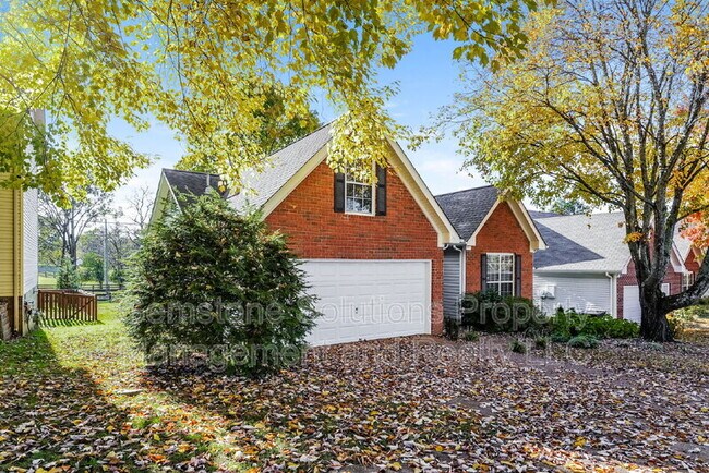 Foto del edificio - 306 Crooked Oak Ct