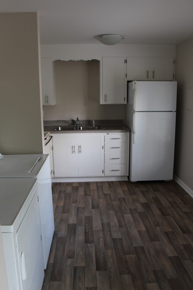 Kitchen and laundry area. - 1211 Dumas Road