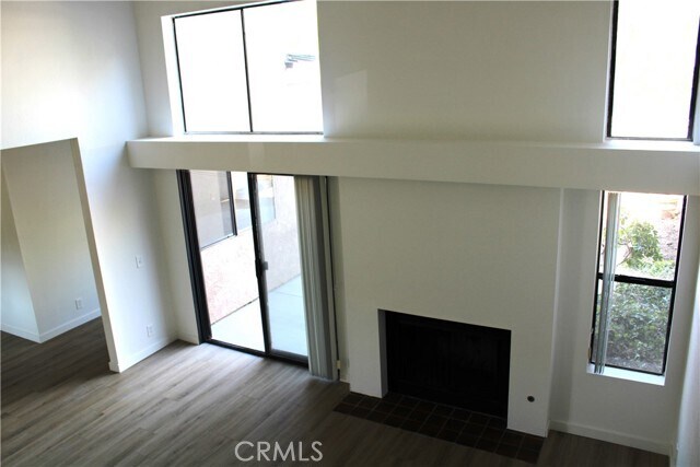 Building Photo - 24 Woodgrove