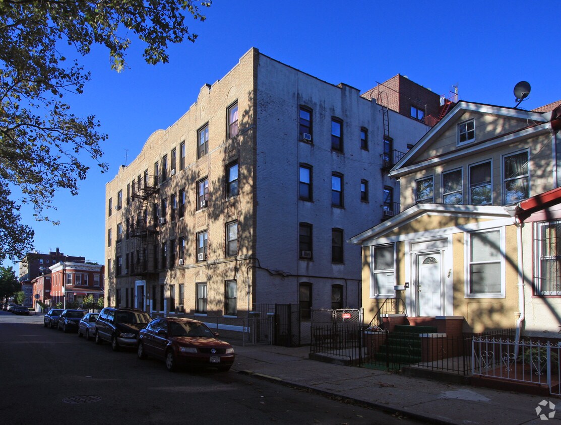 Foto del edificio - 162-172 E 29th St