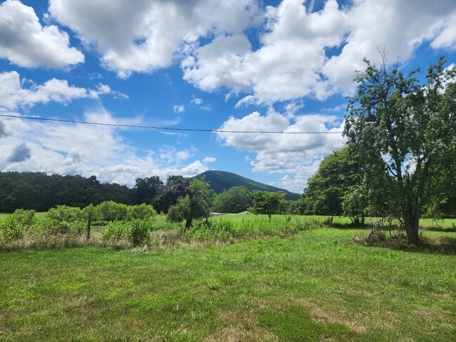 Vista a la montaña - 6355 Quartz Ln