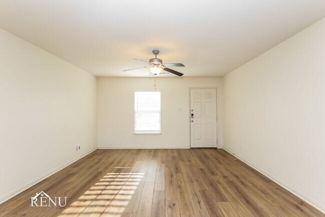 Foto del edificio - Coming Soon!