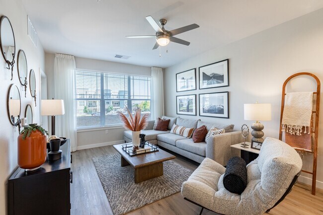 Building Photo - Destination at Arista Apartments