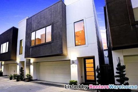 Primary Photo - 1817 Radcliffe St