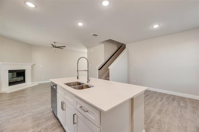 Foto del edificio - 1537 Vermillion St