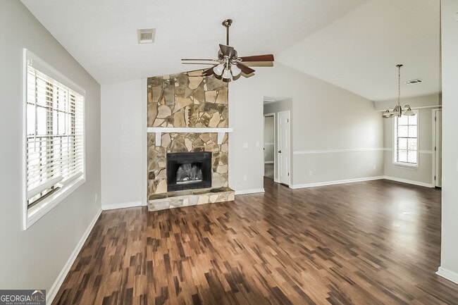 Foto del edificio - 3691 Quail Hollow Trail