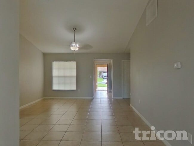 Building Photo - 2907 Evans Way