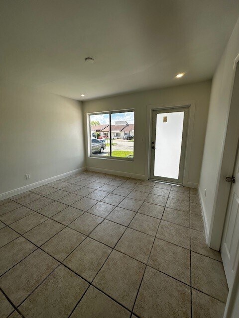 Foto del edificio - 11270 SW 2nd St