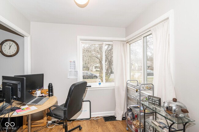 Foto del edificio - 5303 N College Ave