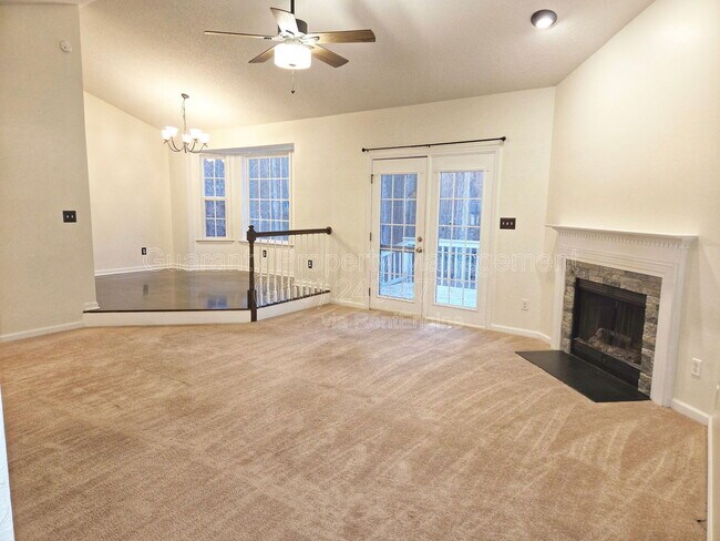 Foto del edificio - 608 Bayleaf Cir