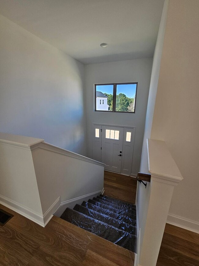 Building Photo - Brand-New Construction in Karns – Washer &...